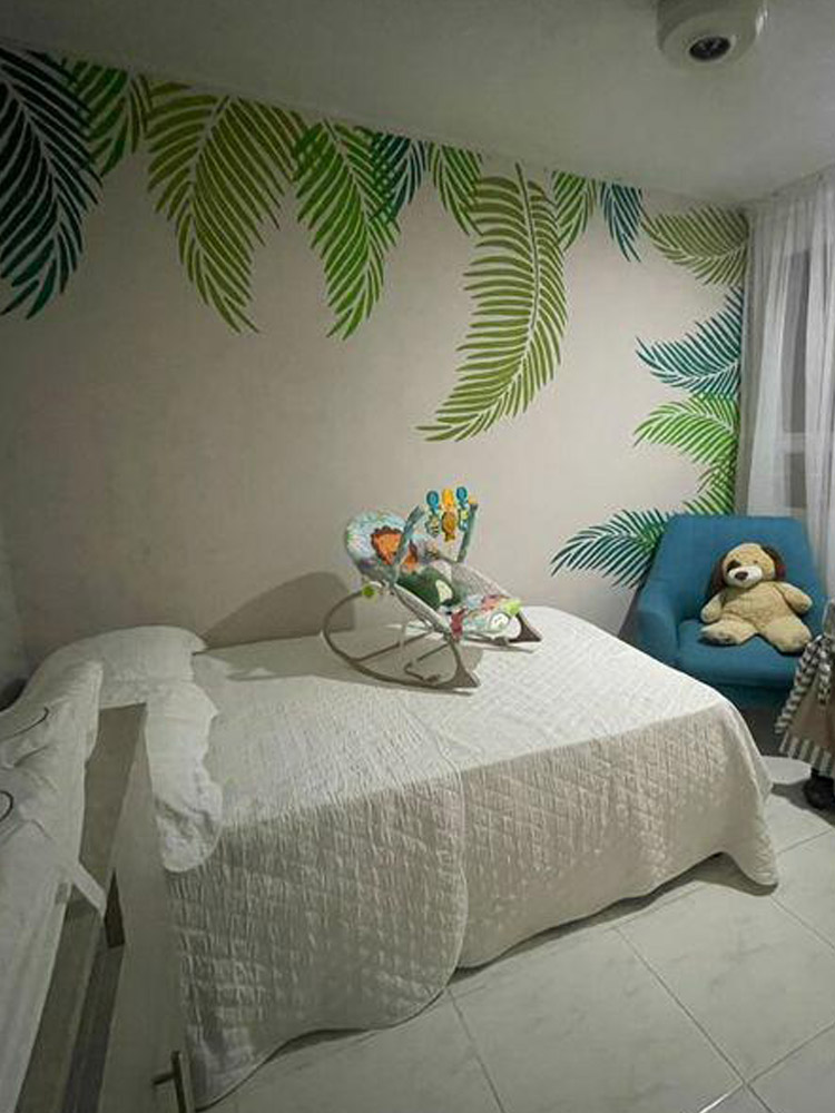 Mural de Ana Maria colección Hoja de Palma
